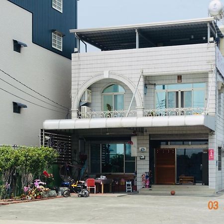 Fu Courtyard Homestay Chiayi Eksteriør billede